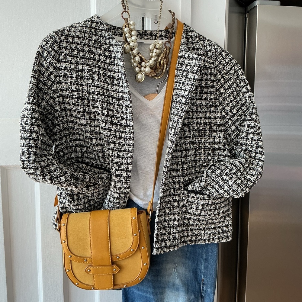 Jacket Uniqlo tweed black and White. Size S/M